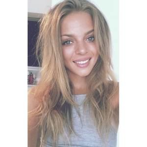 Meet your Posher, Hanna